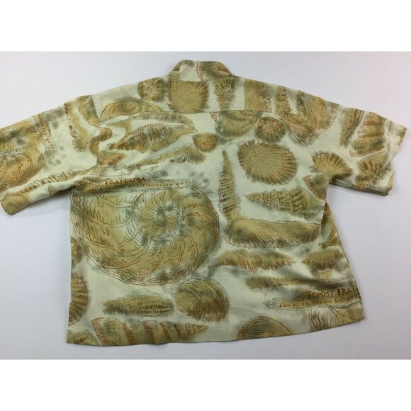 Tommy Bahama Men's Hawaiian Shirt Beige Yellow Life Weekend Shells Size Medium - Picture 3 of 8